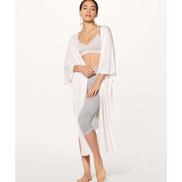 Lululemon Heart Opener Meditation Cloak Wrap Cardigan One Size White - Picture 1 of 8